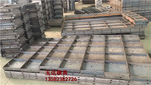 水泥隔离墩模具生产全解析 高效脱模技巧大公开